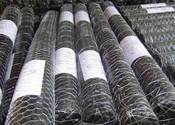 качество  Galvanized Hexagonal Wire Netting Counter Twist Corrosion Resistant завод