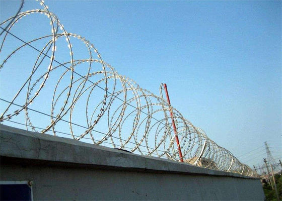 Прочный Concertina Razor Wire Single / Double Spiral Razor Wire Coil Прочная Concertina Razor Wire Single / Double Spiral Razor Wire Coil Прочная Concertina Razor Wire Single / Double Spiral Razor Wire Coil Прочная Concertina Razor Wire